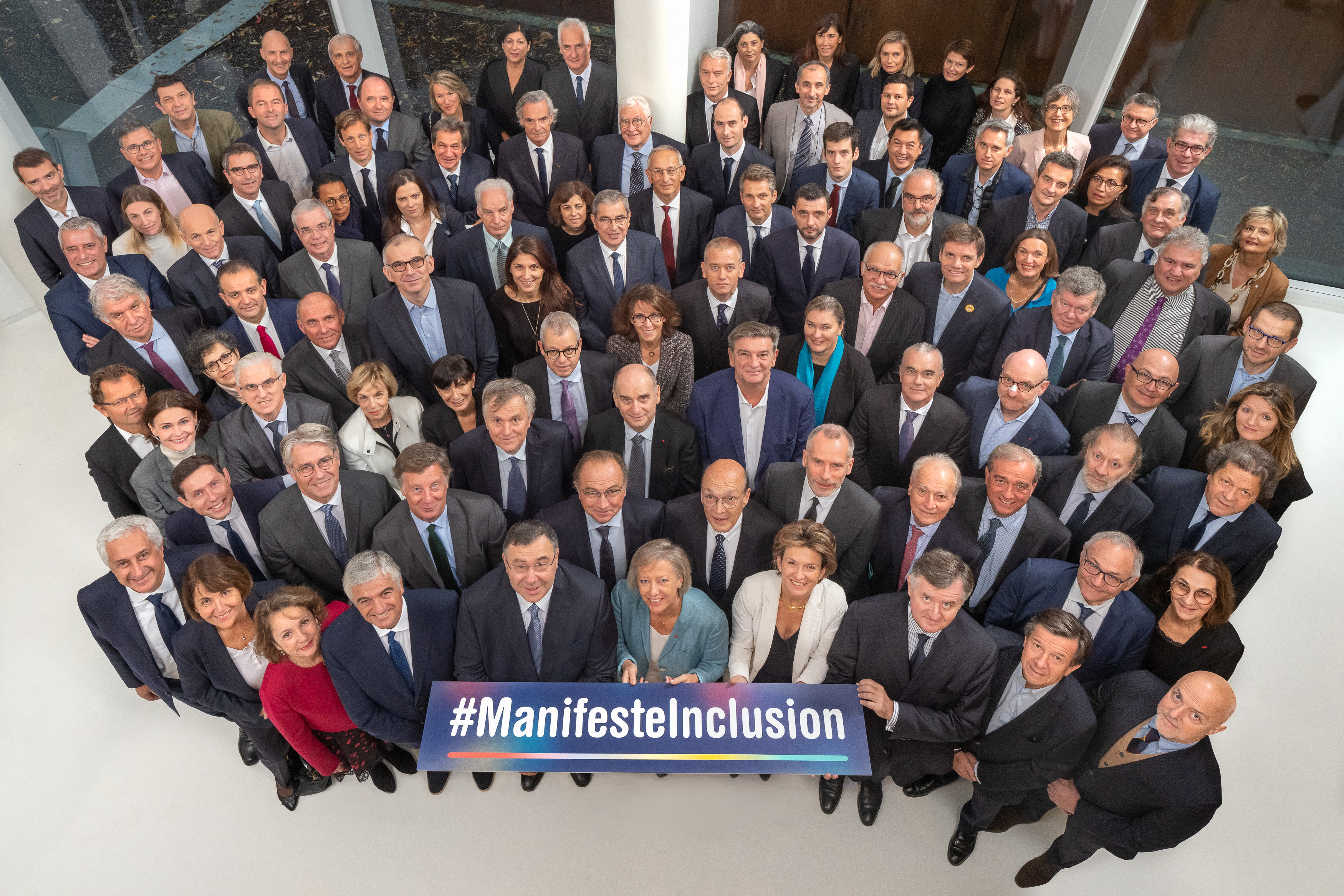 Signature du Manifeste Inclusion le 13 novembre 2019