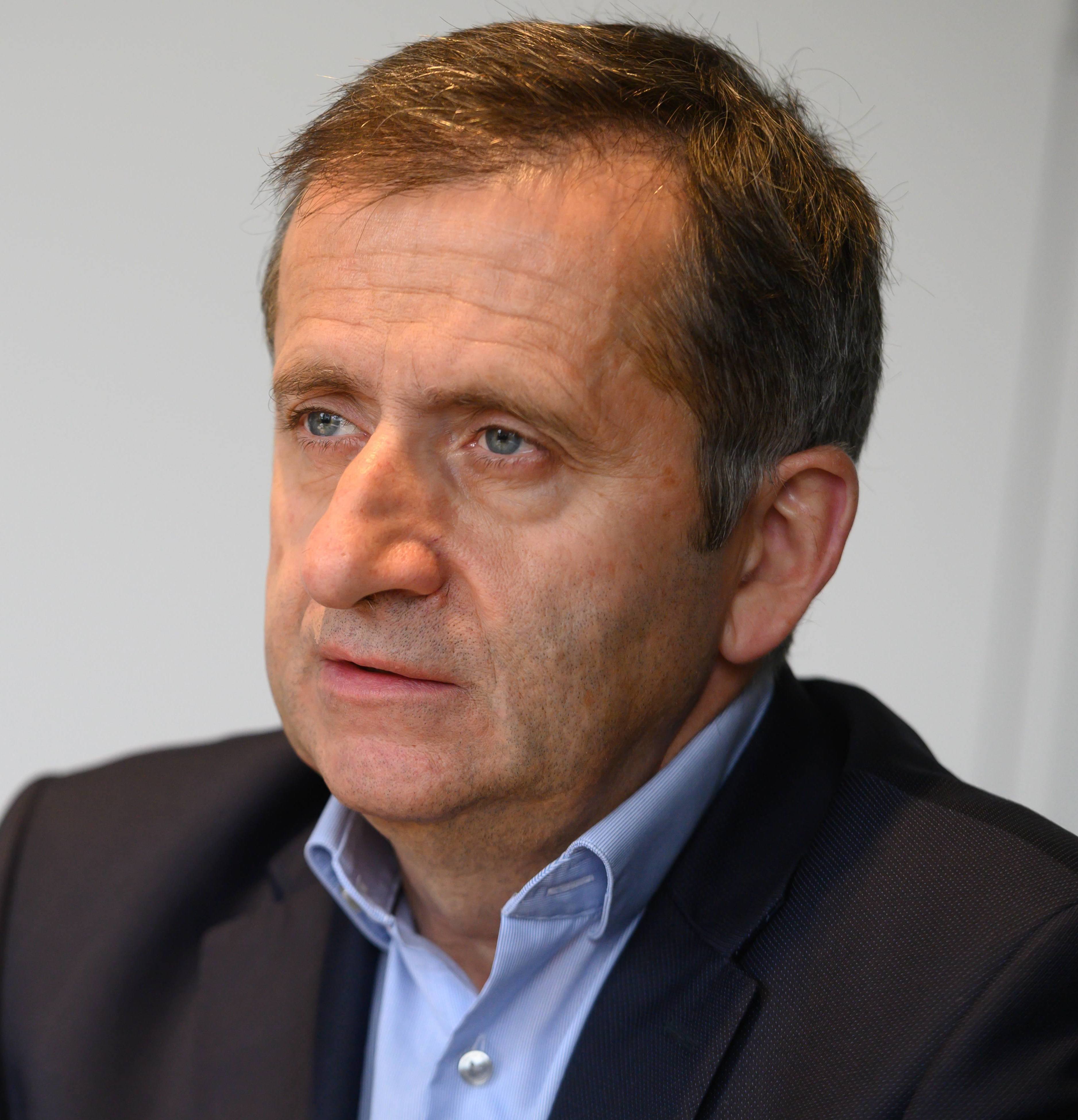 3203 1605551210 Fjsddf